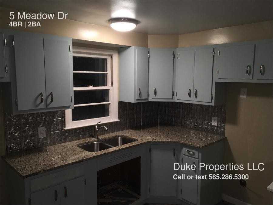 5 Meadow Dr - Photo 2 of 36