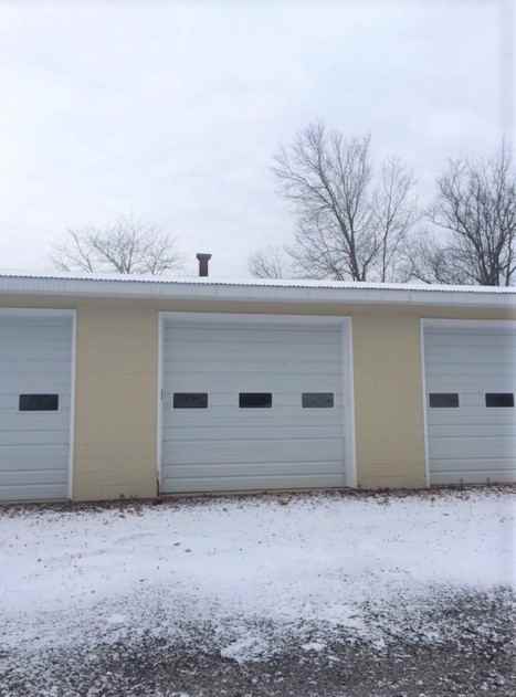 21550 Garrett Highway - Photo 2 of 2