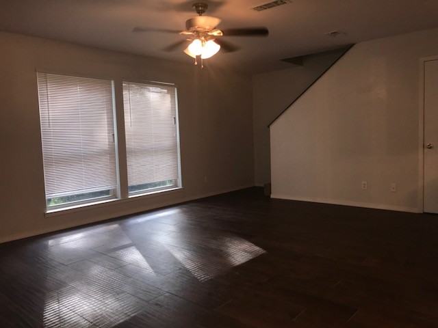 3322 Kingswood Ct - Photo 2 of 14