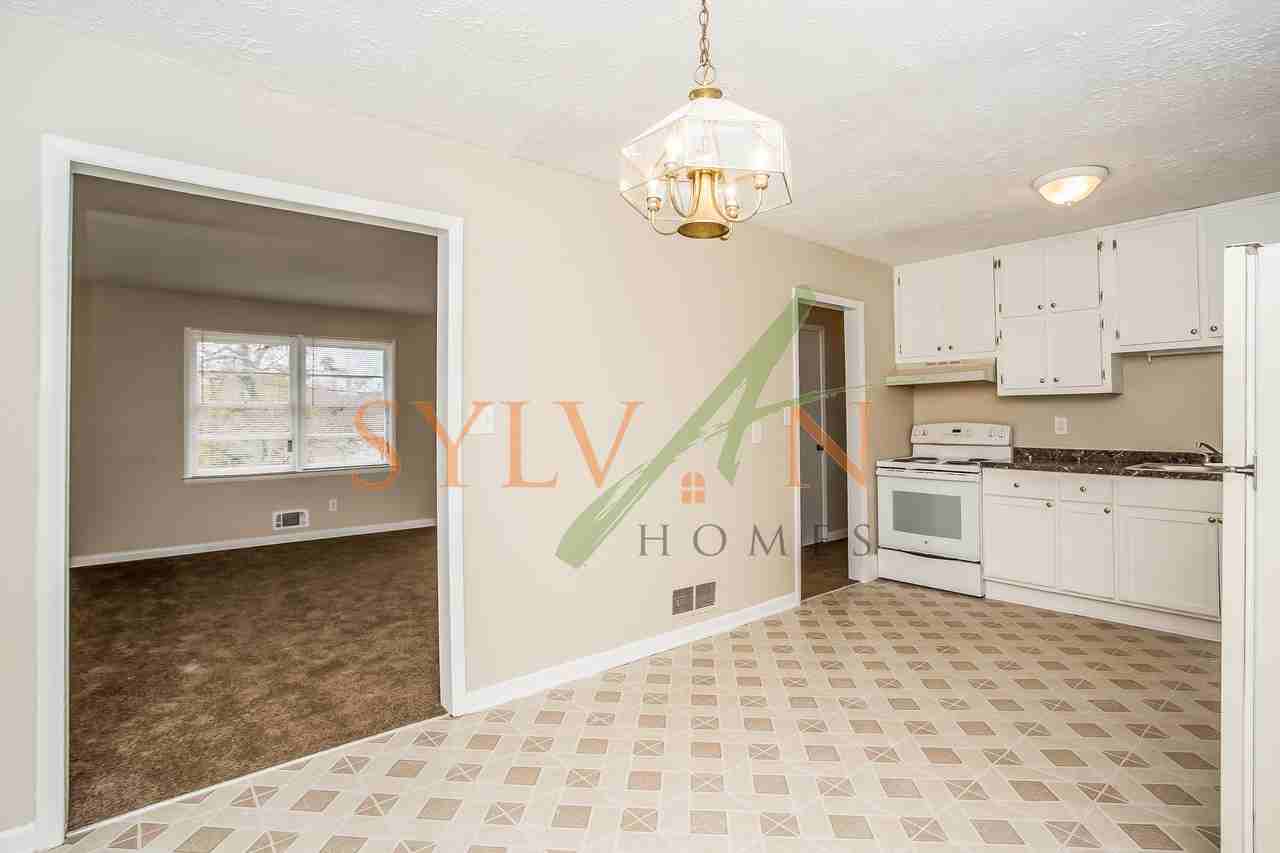 86 Ward St - Photo 2 of 17