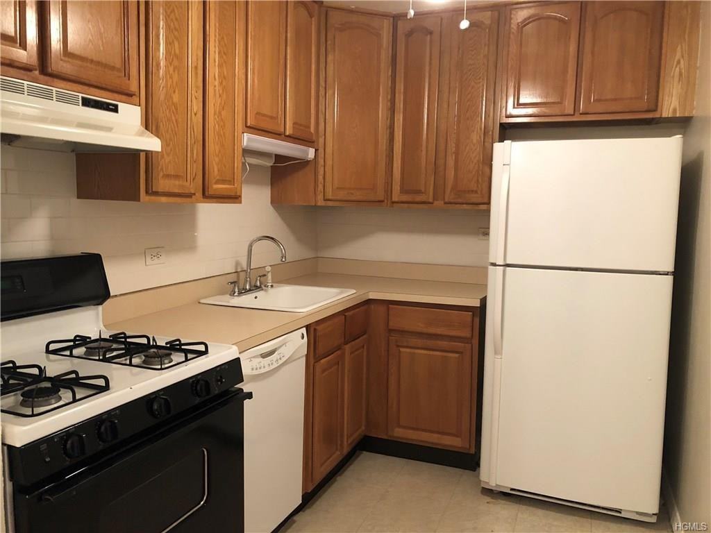 70 Barker St #400 - Photo 2 of 11