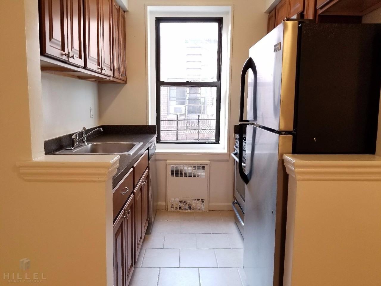 34-15 Parsons Blvd #7KK