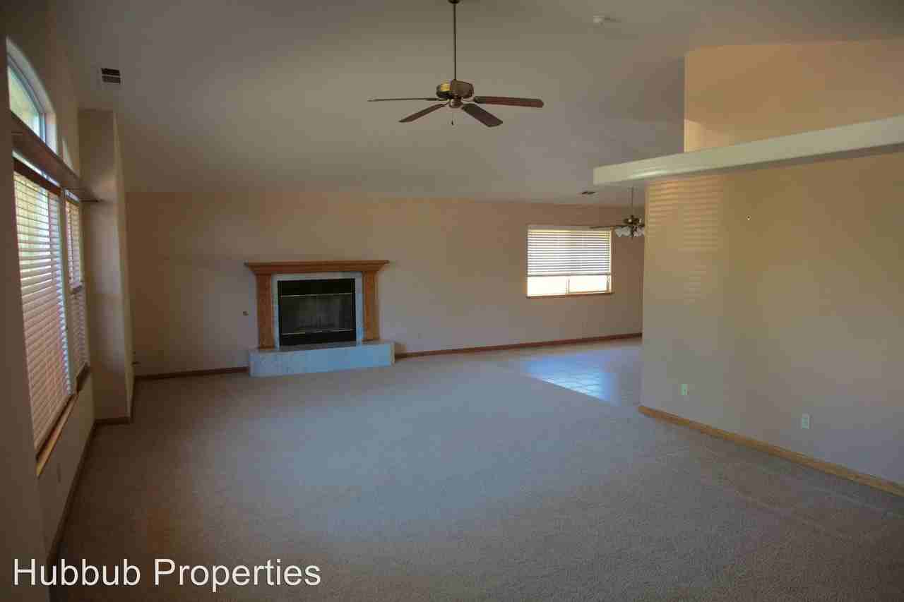 11338 Rugby Hill Dr - Photo 3 of 25