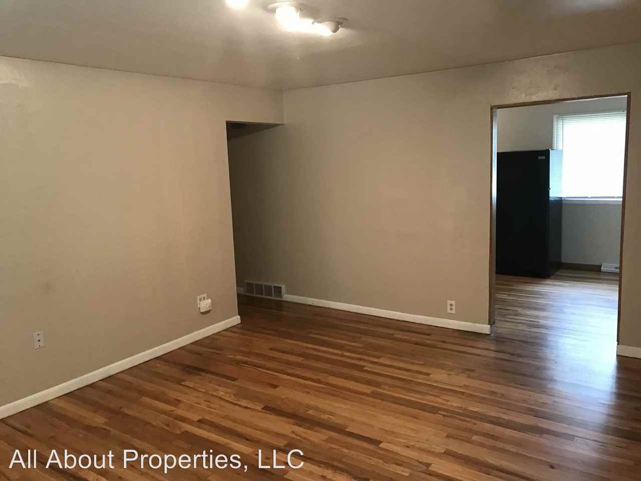 1904 W Elizabeth St - Photo 2 of 11