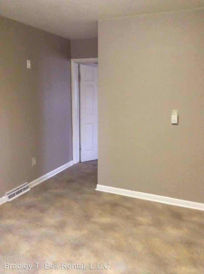 106 W 7th Street - Photo 3 of 19