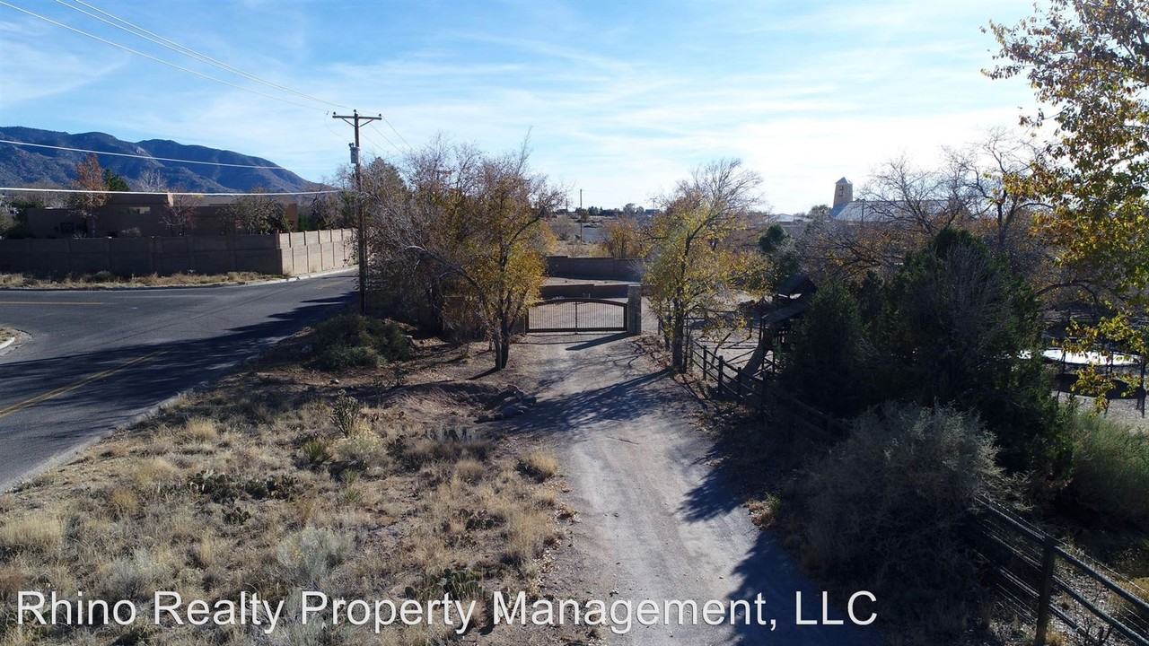 12500 Anaheim Ave NE - Photo 2 of 50