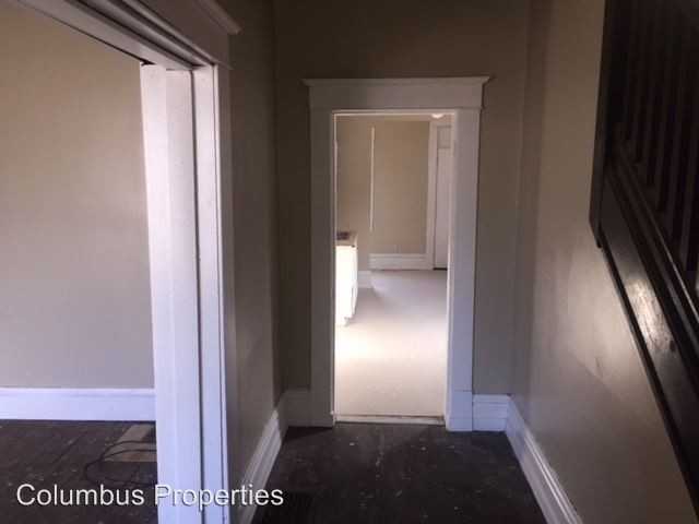 346 S Wheatland Ave - Photo 2 of 10
