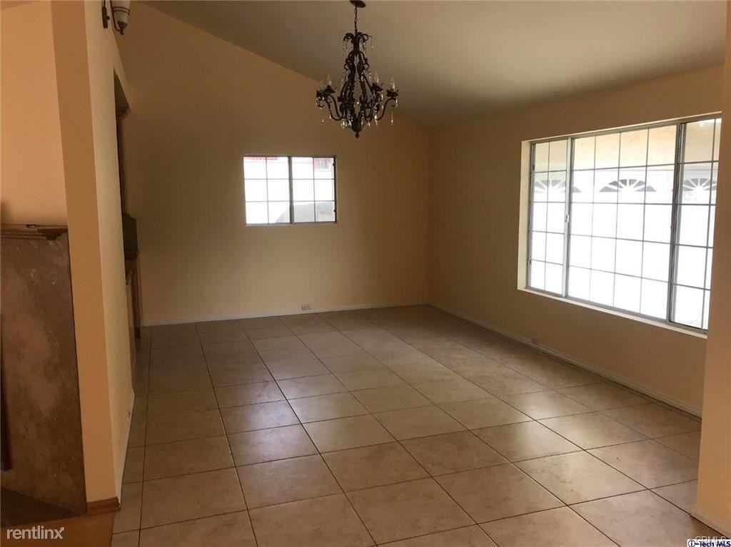 1617 Larco Way - Photo 2 of 12