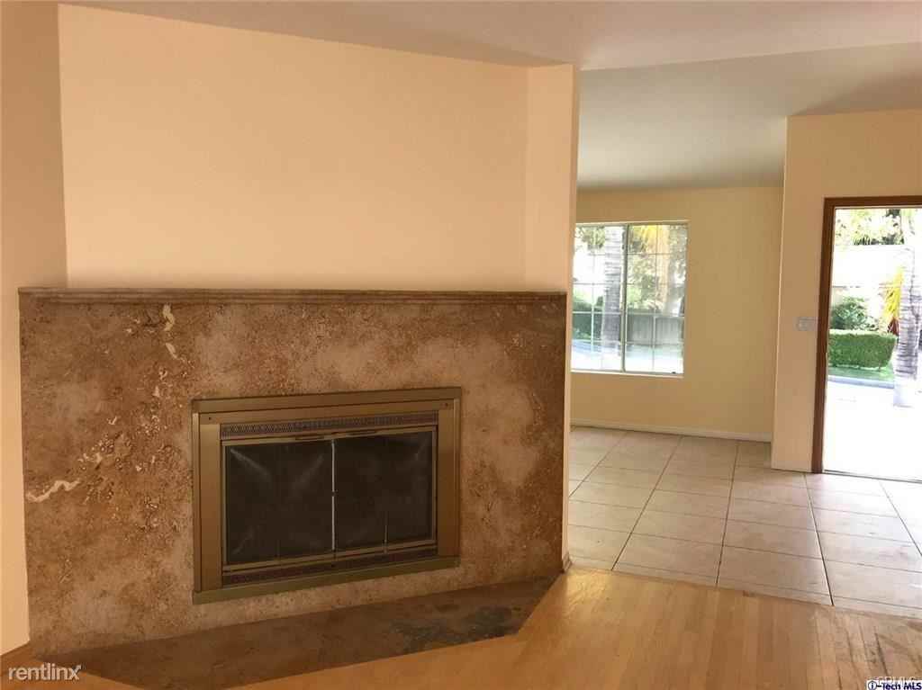 1617 Larco Way - Photo 3 of 12