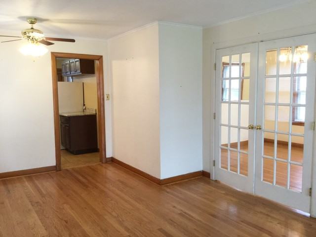 7122 N Melvina Ave - Photo 2 of 8