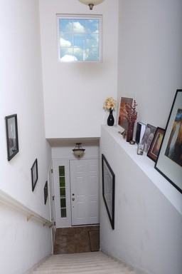 1282 Remington Dr - Photo 2 of 8