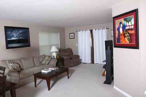 1282 Remington Dr - Photo 3 of 8