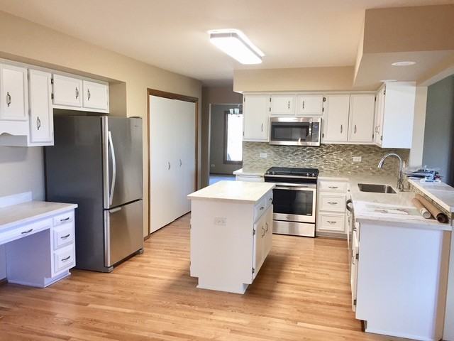 6803 Telluride Ct - Photo 3 of 7