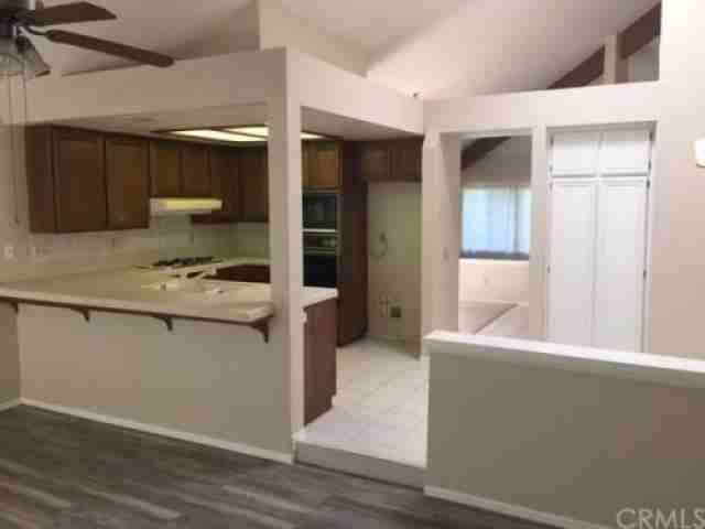 2681 Hampton Way - Photo 3 of 6