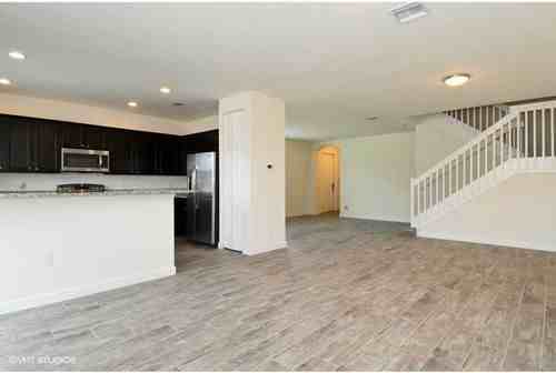 12315 Village Dr - Photo 2 of 6