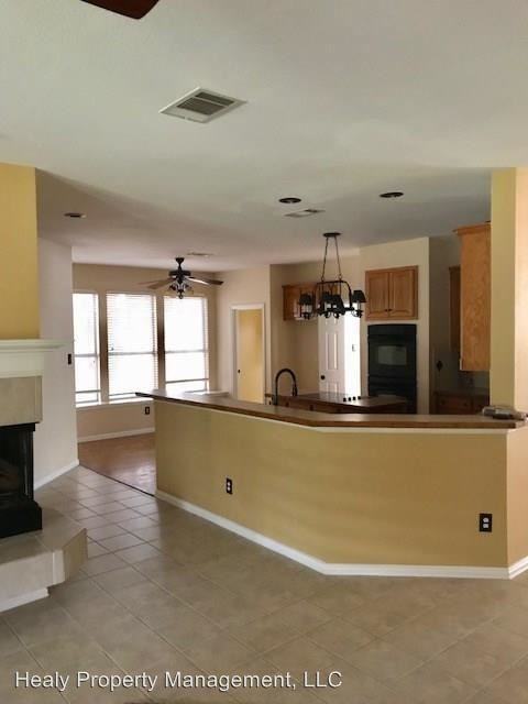 1422 Tascosa Ct - Photo 2 of 13