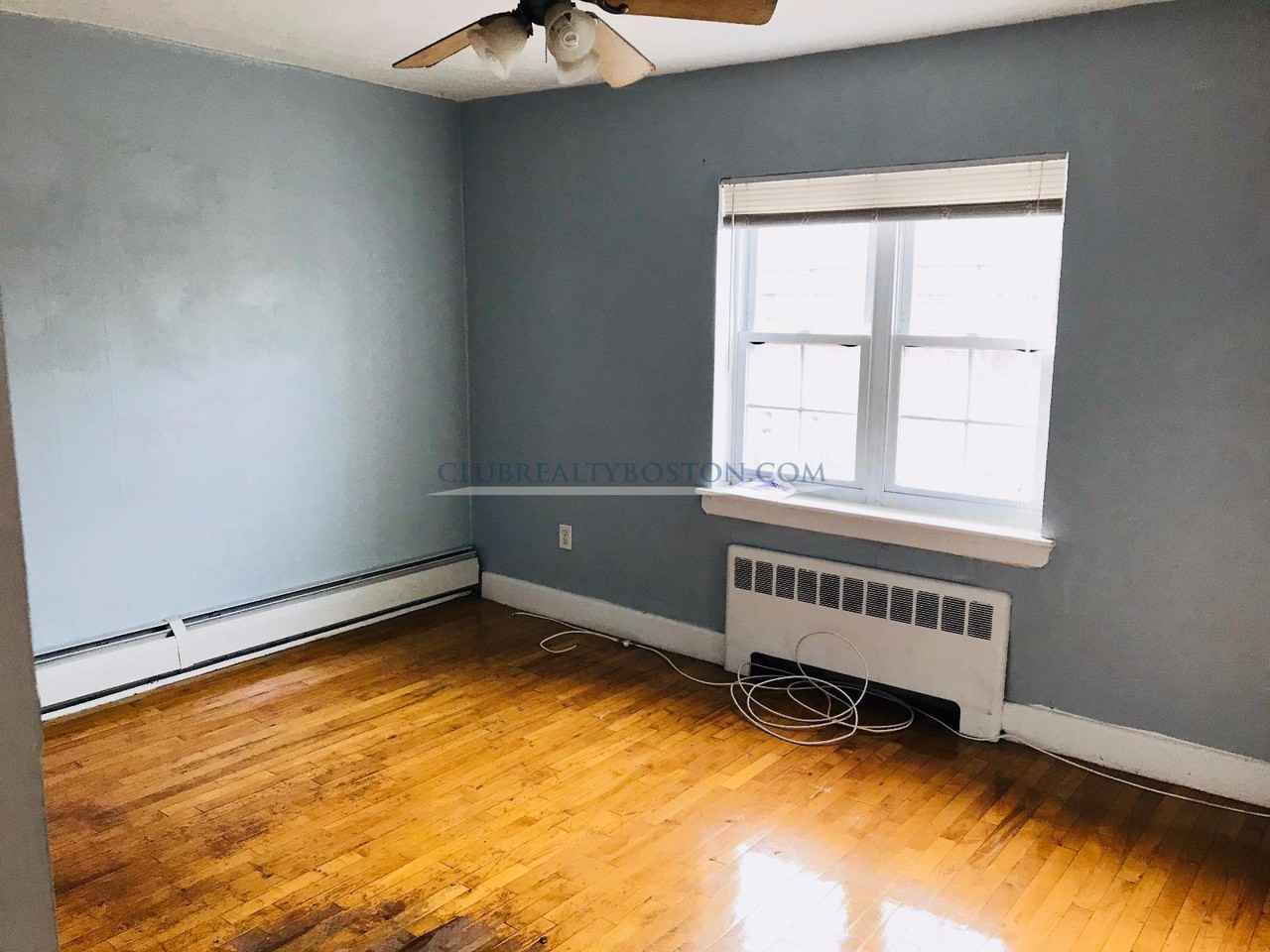 31 Brock Street - Photo 3 of 5