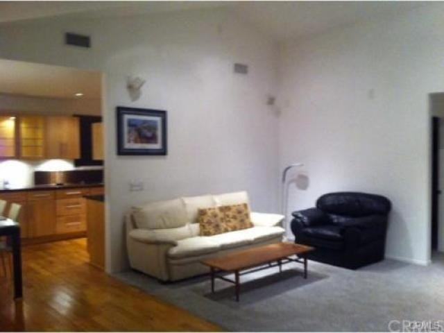 11148 Wildflower Rd - Photo 3 of 6