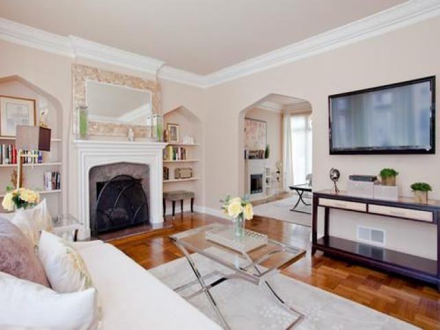 1926 Jefferson St - Photo 3 of 6