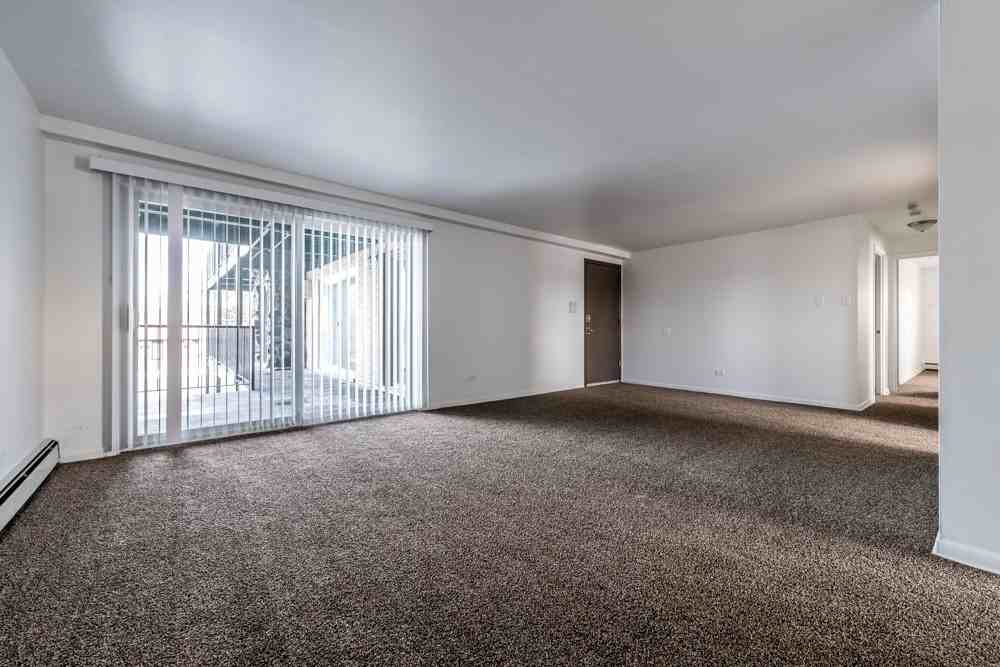 1475 State St - Photo 3 of 7