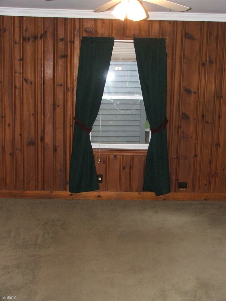 2017 Dacian St - Photo 3 of 9