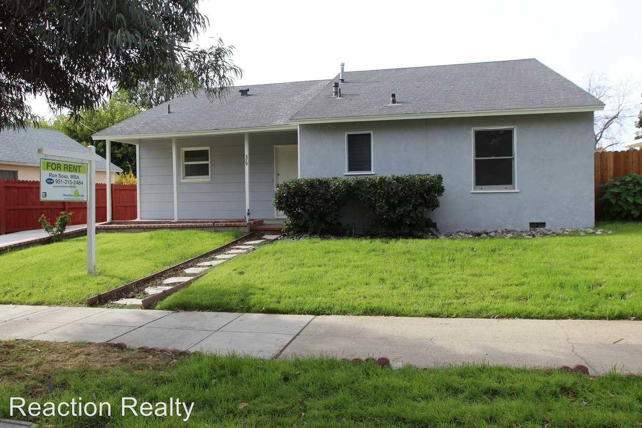 379 S College Ave - Photo 2 of 10