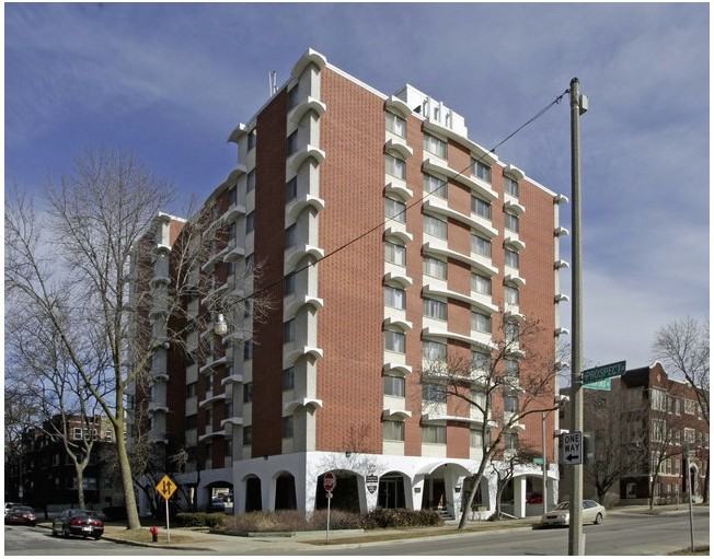 Bradford Arms - Photo 2 of 29