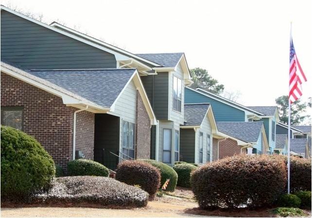 Tartan Place Apartments - Photo 2 of 29