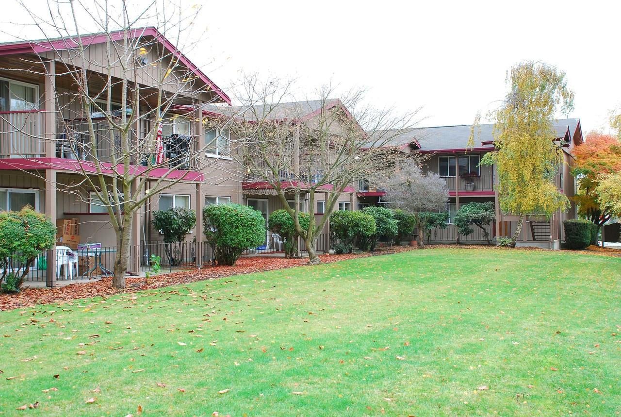 Crosspointe - Photo 2 of 12