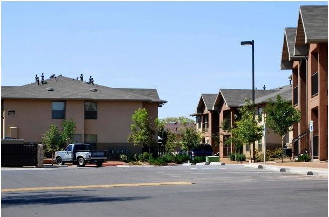 Falcon Ridge Apartments - Photo 2 of 7