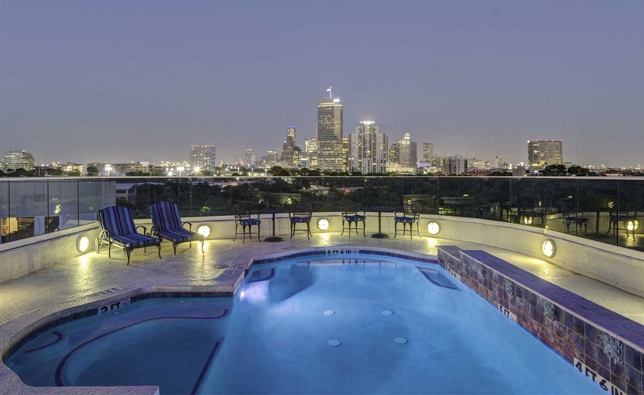 Bayou on the Bend - Photo 2 of 13