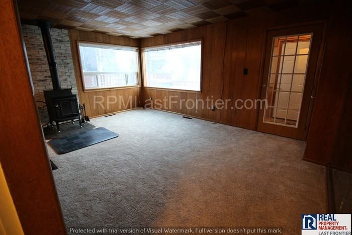 2305 McKinley Ave - Photo 2 of 18