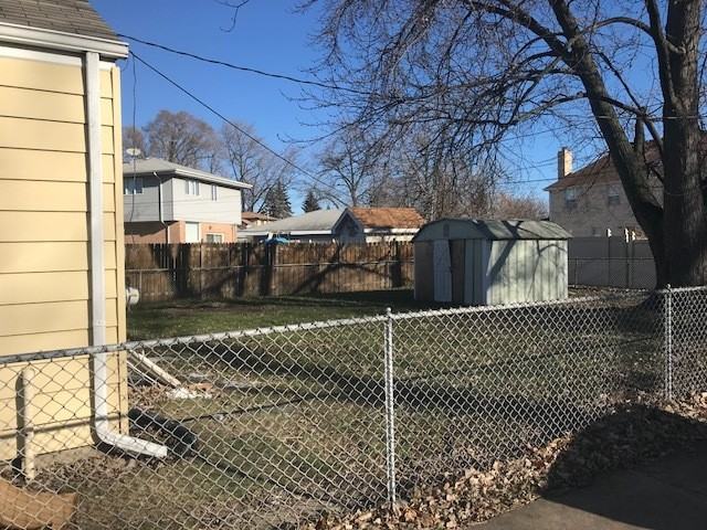 7655 Laramie Ave - Photo 3 of 13