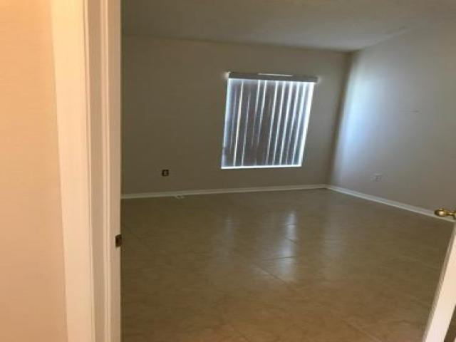 13709 Staghorn Rd - Photo 3 of 6