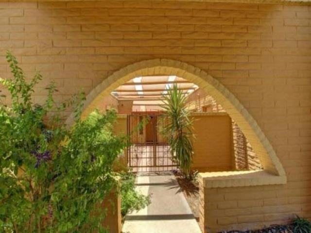 943 E Hermosa Dr - Photo 3 of 6