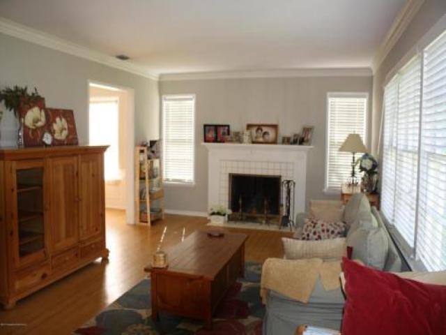 3444 Sierra Vista Ave - Photo 3 of 6