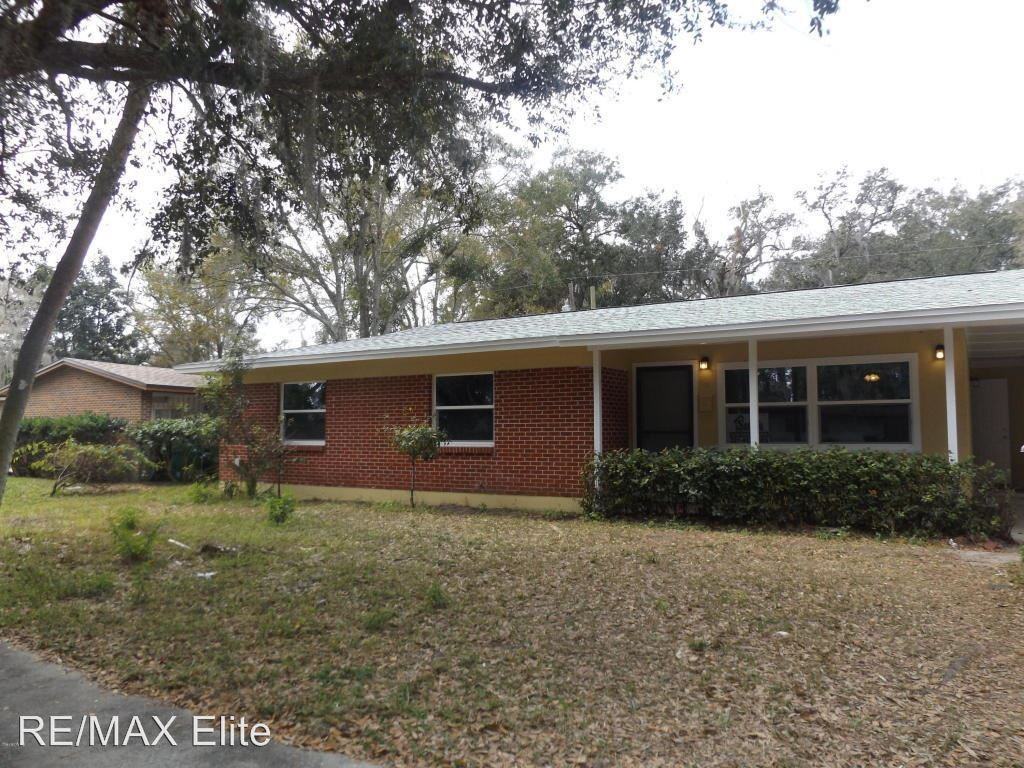 703 Aurora St - Photo 2 of 13