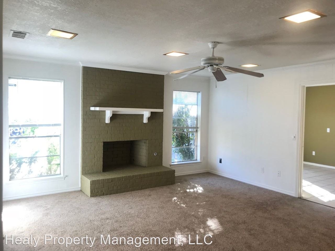 2832 Townbluff Dr - Photo 3 of 16