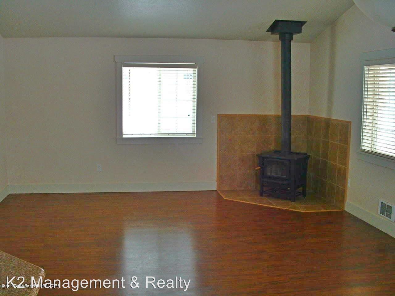 778 Streamside St - Photo 2 of 6