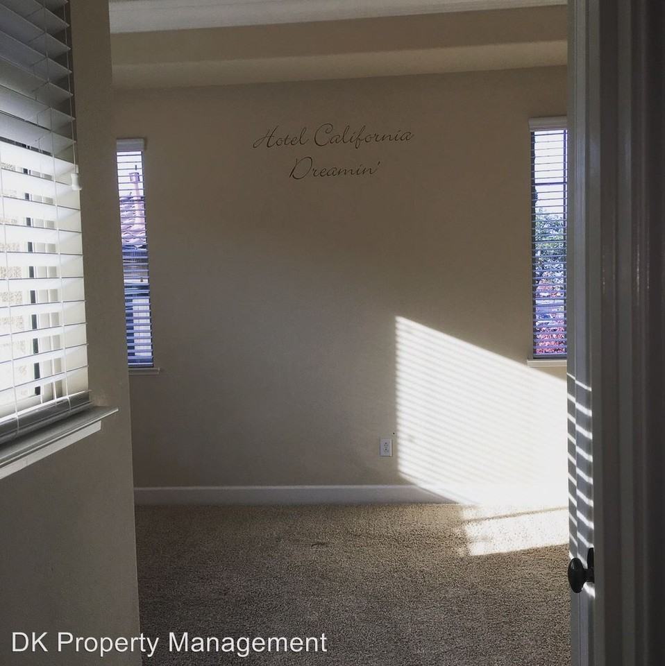 1932 Ladera Dr - Photo 2 of 3