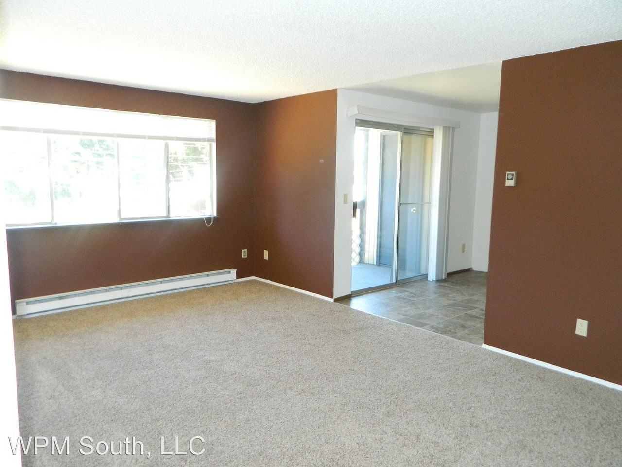 10002 158th St E - Photo 2 of 7