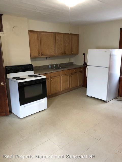 443 Main St - Photo 3 of 8