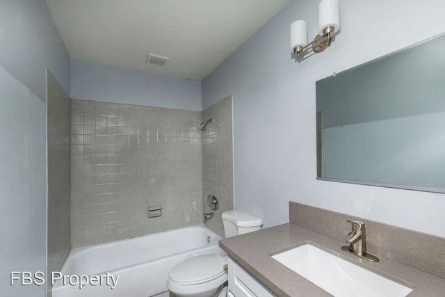 4471 44th Street - Photo 3 of 3