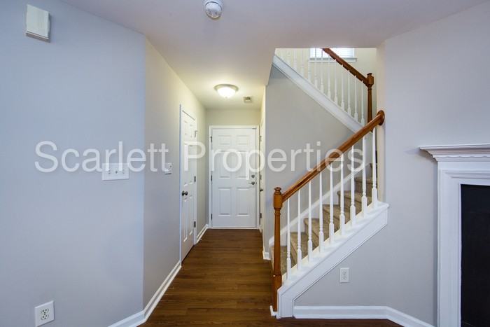 10420 Haddington Dr - Photo 2 of 40
