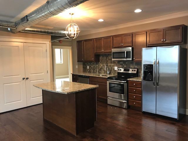 Century Place Apartments - Cadis Apartments - Photo 3 of 7