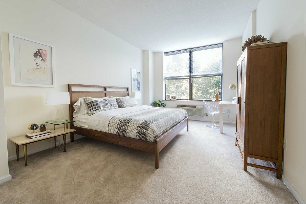 The North Independence - Photo 3 of 22