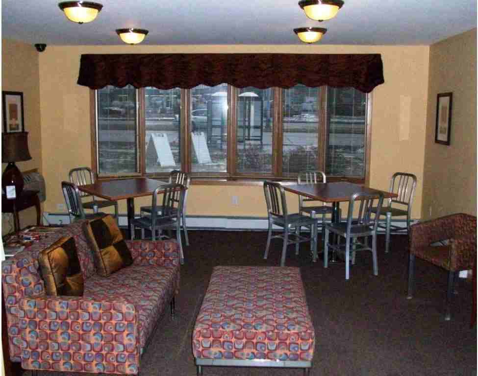 Valley View Apartments - Photo 3 of 16