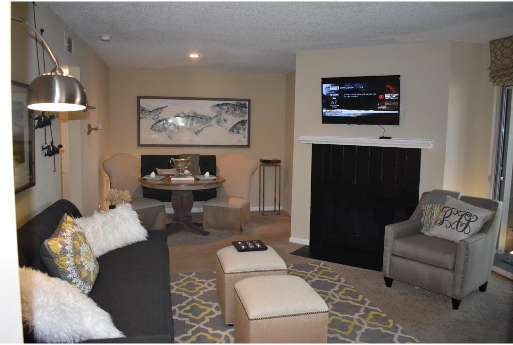 Plantation Oaks - Photo 3 of 15