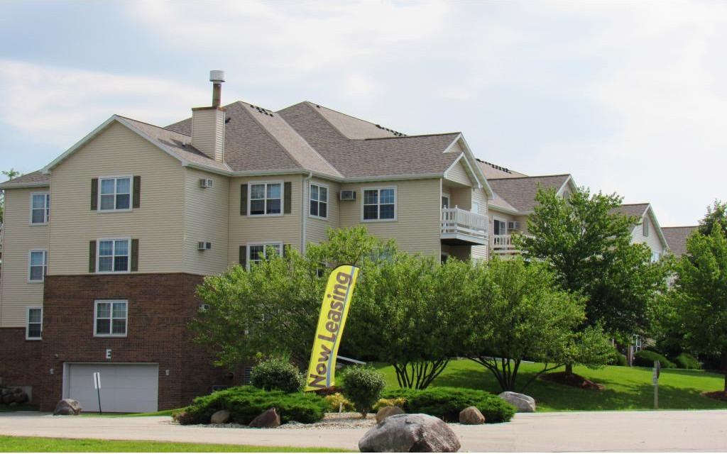 Riverwood Apartments - Photo 3 of 19