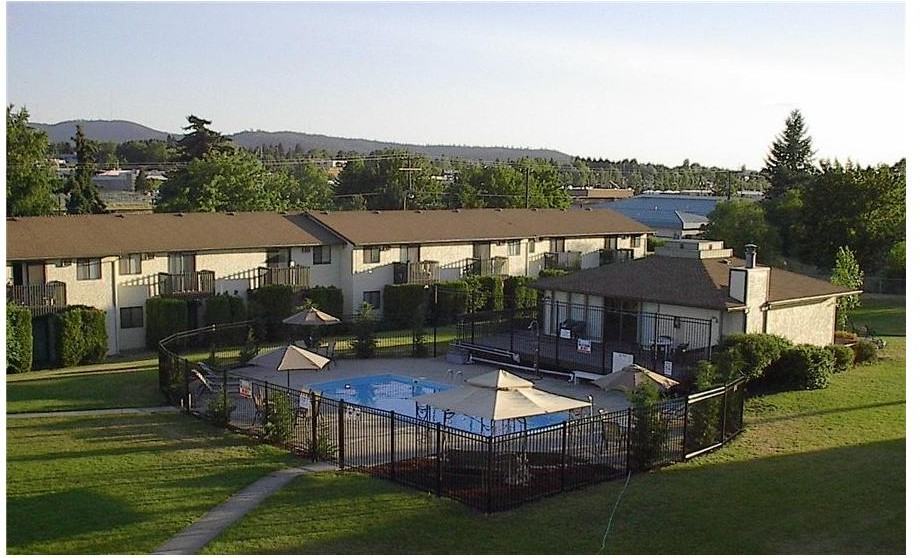 Perrine Court Apartments - Photo 2 of 16